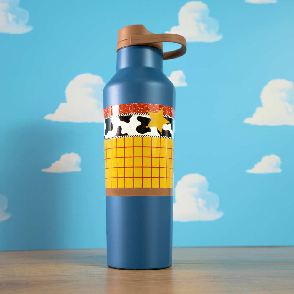 toy-story-sport-canteen-o7 50f41b5cb358--PDP-WOODY.png