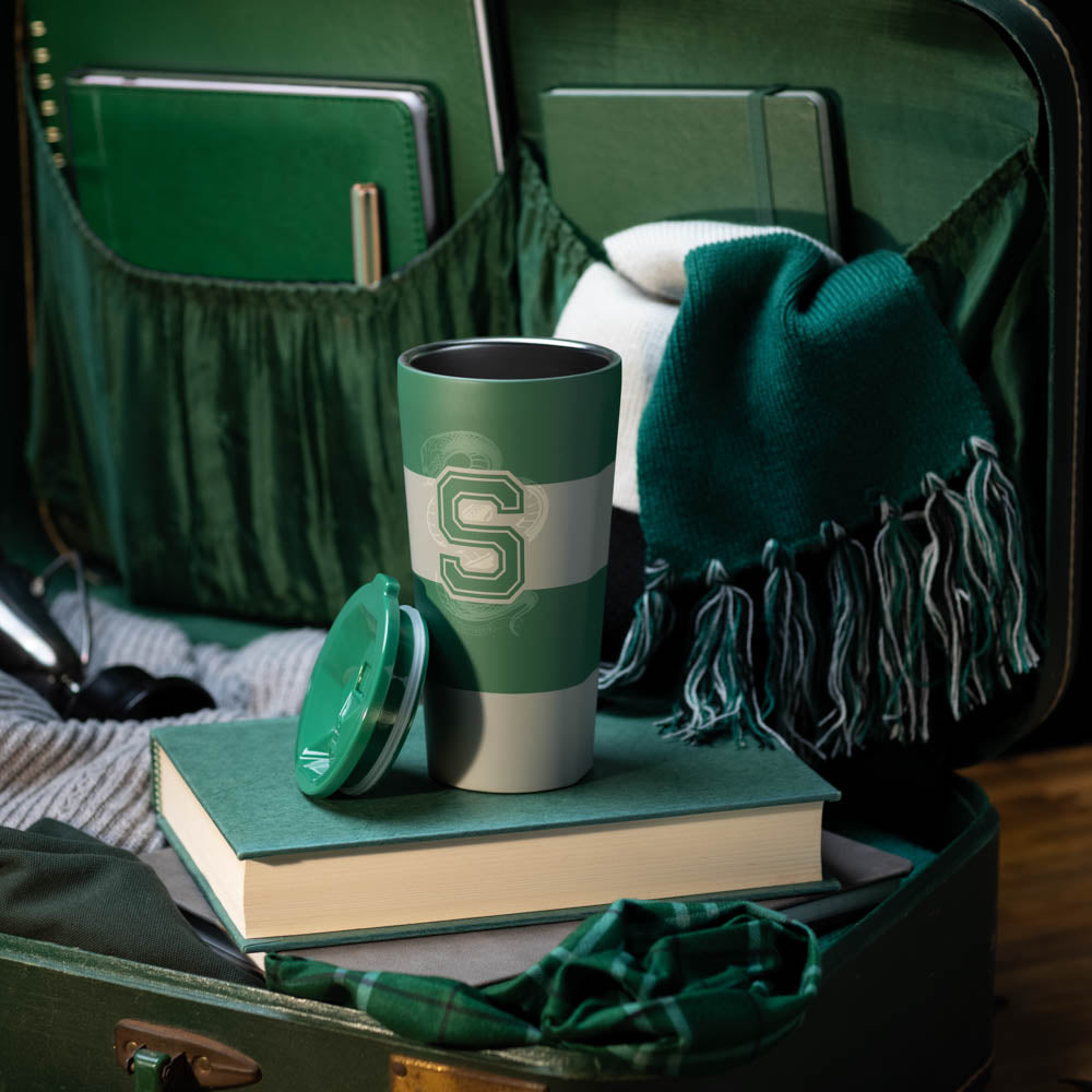 harry-potter-tumbler-v5 84ce9e4c9c5c--HarryPotter-Slytherin-4.jpg
